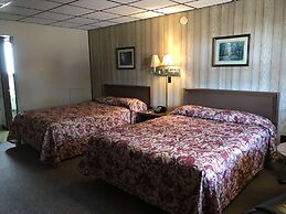 Colonial Hotel-Motel