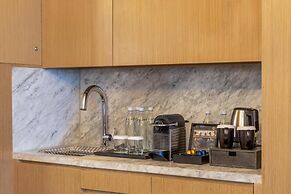 Hilton Manila Newport World Resorts