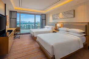 Hilton Manila Newport World Resorts