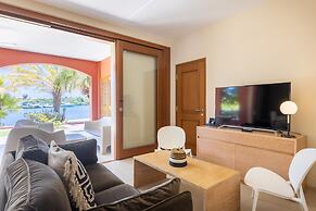 Spanish Water Apartments