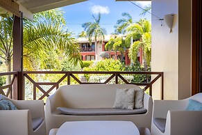 Spanish Water Apartments