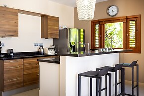 Spanish Water Apartments