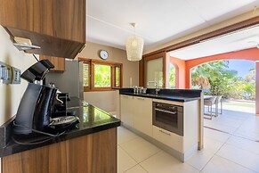 Spanish Water Apartments