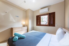 Spanish Water Apartments