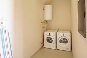 Spanish Water Apartments