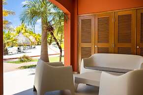 Spanish Water Apartments