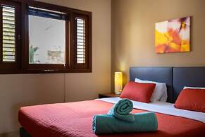 Spanish Water Apartments