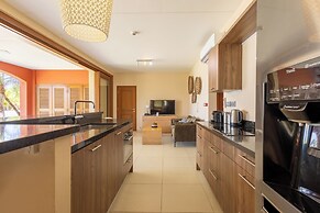 Spanish Water Apartments