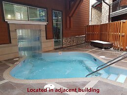 Sunset Mountain Inn and Spa