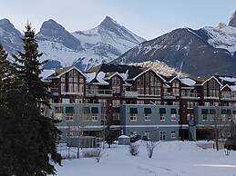 Sunset Mountain Inn and Spa