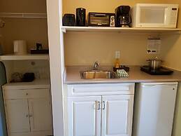 Sunset Mountain Inn and Spa