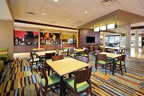 Fairfield Inn & Suites by Marriott Raleigh Capital Blvd./I-540