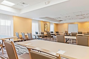 Fairfield Inn & Suites by Marriott St Petersburg North
