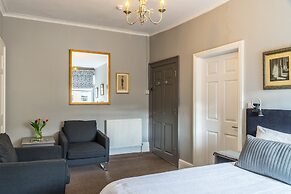 The Henry Guest House