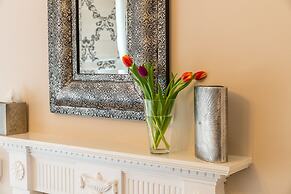 The Henry Guest House