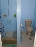 Chelle's Guest House and Backpackers - Hostel