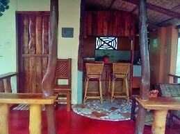 Chelle's Guest House and Backpackers - Hostel