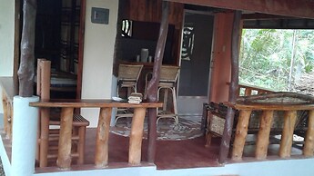 Chelle's Guest House and Backpackers - Hostel