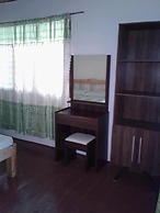 Chelle's Guest House and Backpackers - Hostel