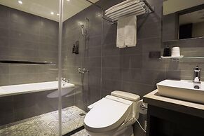 Pavilion Boutique Hotel