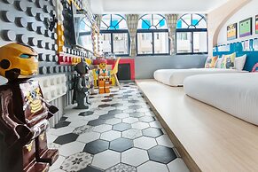 J.T World FunTrip B&B