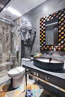 J.T World FunTrip B&B