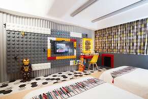 J.T World FunTrip B&B