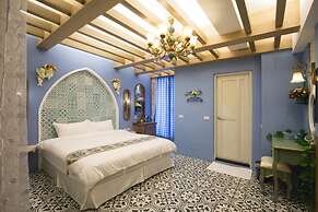 J.T World FunTrip B&B