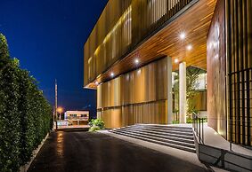 Arize Hotel Sri Racha