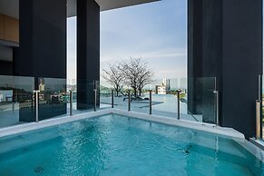 Arize Hotel Sri Racha