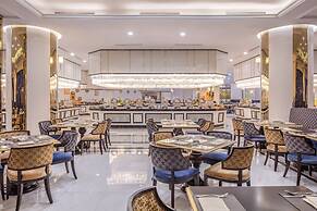 Melia Vinpearl Nha Trang Empire