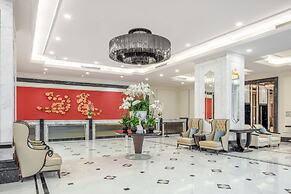 Melia Vinpearl Nha Trang Empire