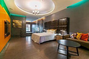 Vogue Boutique Motel