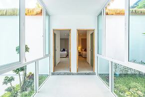 Baan Saint Tropez Villas Kata Beach