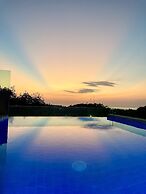 Baan Saint Tropez Villas Kata Beach