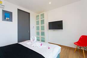 Baan Saint Tropez Villas Kata Beach