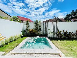 Baan Saint Tropez Villas Kata Beach