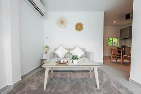 Baan Saint Tropez Villas Kata Beach