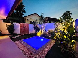 Baan Saint Tropez Villas Kata Beach