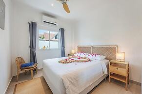 Baan Saint Tropez Villas Kata Beach
