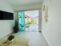 Baan Saint Tropez Villas Kata Beach