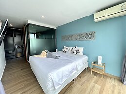 Baan Saint Tropez Villas Kata Beach