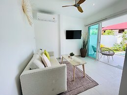 Baan Saint Tropez Villas Kata Beach