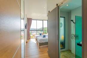 Baan Saint Tropez Villas Kata Beach