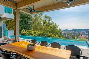 Baan Saint Tropez Villas Kata Beach