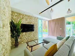 Baan Saint Tropez Villas Kata Beach