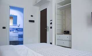 Aurelia Rooms