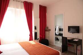 Aurelia Rooms