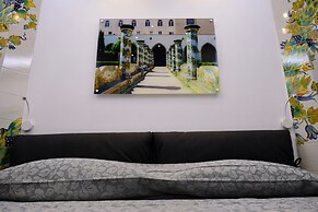 The Boutique Napoli Suite