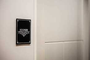 The Boutique Napoli Suite